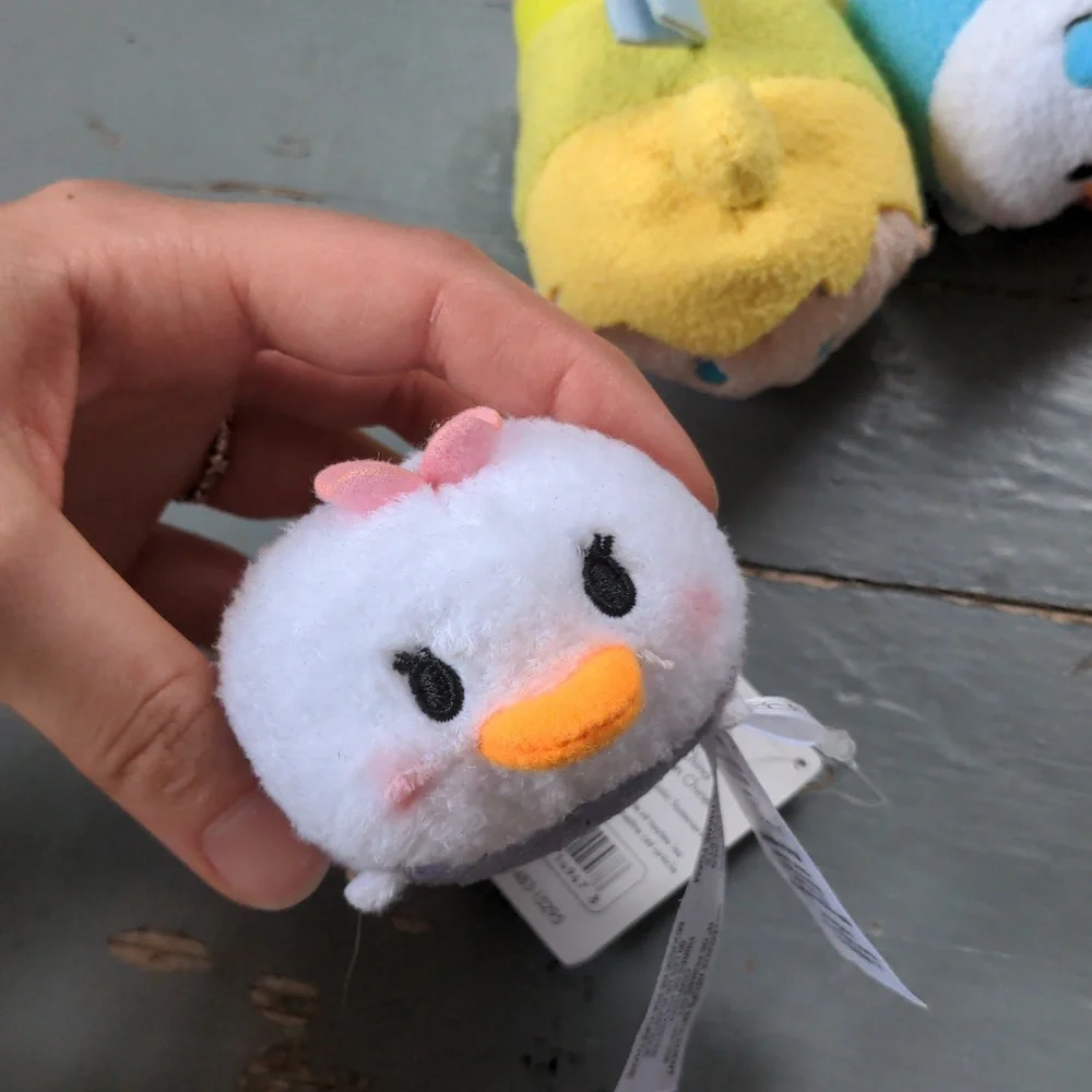 Nwt tsum tsum Disney stuffie bundle - Picture 3 of 7